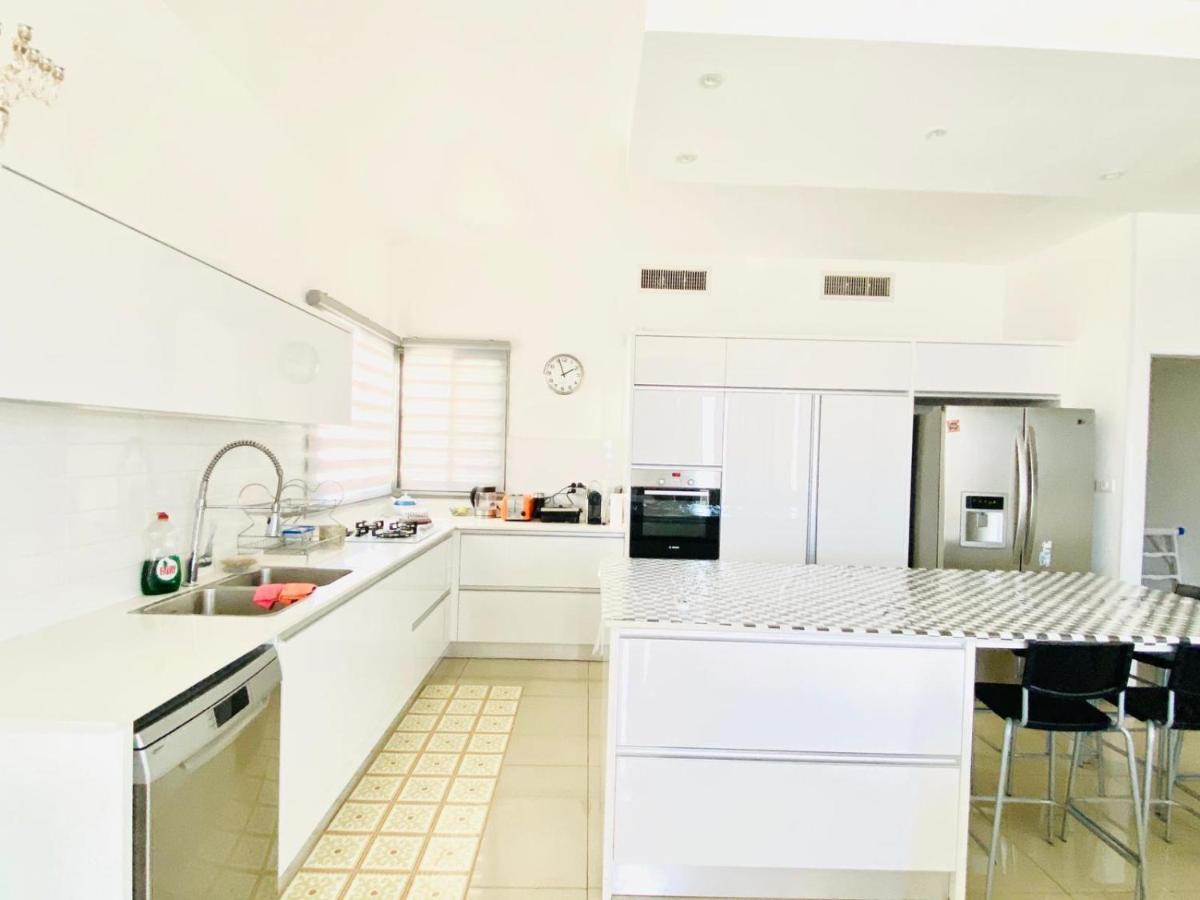 Ferienwohnung Stunning Penthouse With Sea Views And Private Heated Pool Eilat Exterior foto