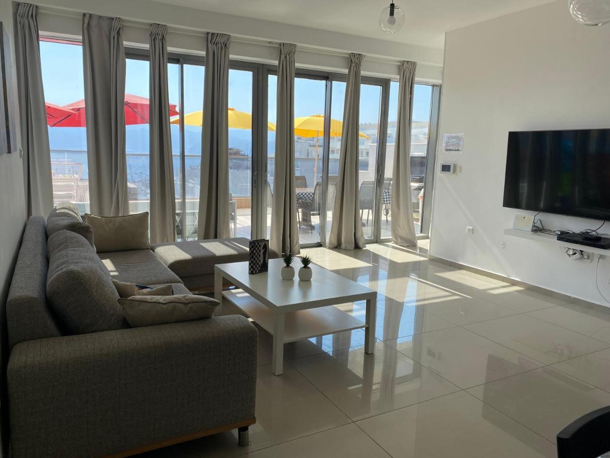 Ferienwohnung Stunning Penthouse With Sea Views And Private Heated Pool Eilat Exterior foto