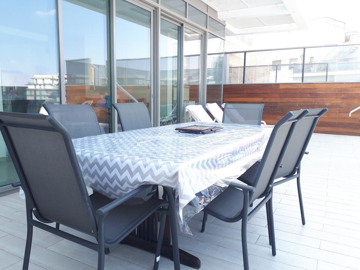 Ferienwohnung Stunning Penthouse With Sea Views And Private Heated Pool Eilat Exterior foto