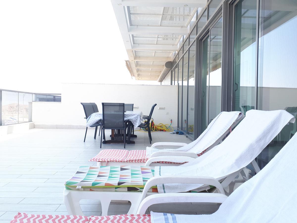 Ferienwohnung Stunning Penthouse With Sea Views And Private Heated Pool Eilat Exterior foto